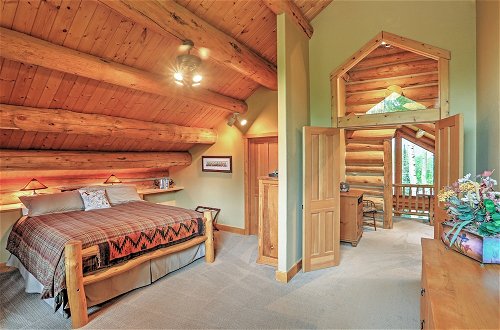 Foto 12 - Ski-in/ski-out Telluride Home w/ Deck & Hot Tub