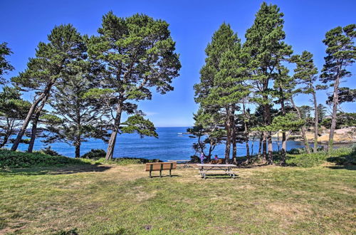 Photo 22 - Cozy Depoe Bay Hideaway, Steps to Scenic View