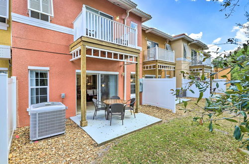 Photo 4 - Cozy Kissimmee Townhome ~ 8 Mi to Disney World