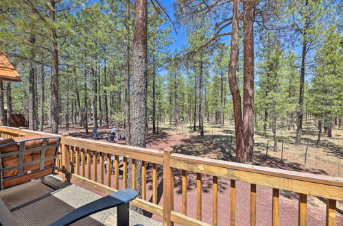 Photo 13 - Expansive Pinetop Cabin w/ Fireplace + Grill