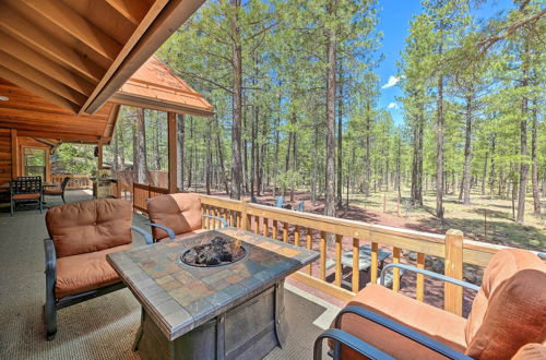 Photo 19 - Expansive Pinetop Cabin w/ Fireplace + Grill