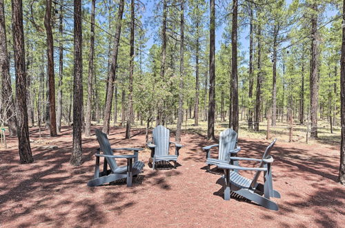 Photo 8 - Expansive Pinetop Cabin w/ Fireplace + Grill