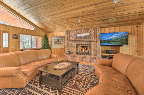Photo 11 - Expansive Pinetop Cabin w/ Fireplace + Grill