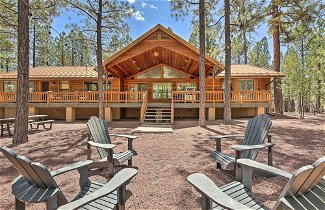 Foto 1 - Expansive Pinetop Cabin w/ Fireplace + Grill