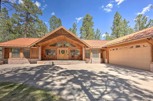 Photo 23 - Expansive Pinetop Cabin w/ Fireplace + Grill