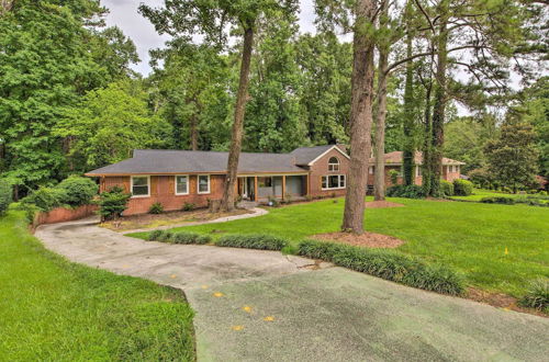 Photo 23 - Stylish Atlanta Retreat < 7 Mi to Midtown