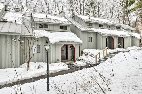 Photo 17 - Cozy Hartford Escape w/ Fire Pit, Near Golfing