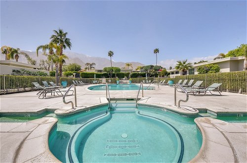 Foto 25 - Chic Palm Springs Condo w/ Pool, Patio & Fire Pit