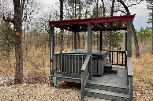 Foto 15 - Woodland Tiny Home w/ Fire Pit - 4 Miles to Lake