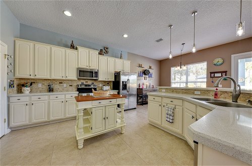 Foto 4 - Spacious Jacksonville Vacation Home - Private Pool