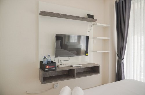 Foto 8 - Good Deal And Homey Studio At 11St Floor Citra Living Apartment
