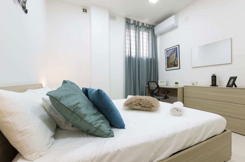 Foto 7 - Brand new Apartment in Sliema, 2 min by the Sea-hosted by Sweetstay