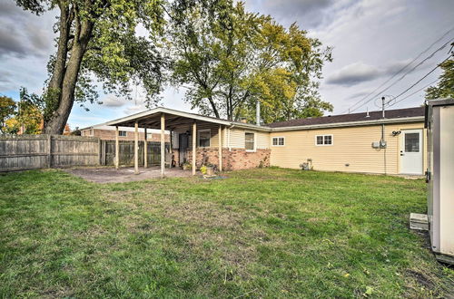 Foto 23 - Renovated Griffith Family Home in Chicagoland Area