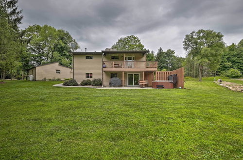 Foto 20 - Indian Lake Retreat w/ Wet Bar & Covered Deck