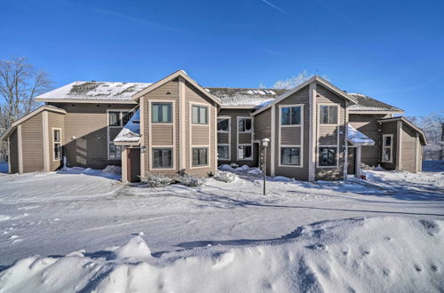 Photo 13 - Idyllic Somerset Condo: Ski, Hike & Relax