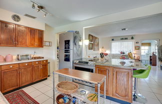 Foto 2 - Palm Harbor Rental w/ Private Pool: 3 Mi to Beach