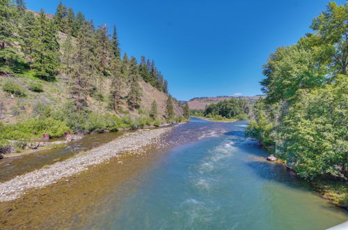 Photo 24 - Remote Escape: Peaceful Cabin Near Naches River