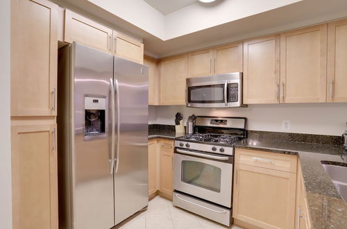 Foto 10 - Beautiful 2BR Condo at Pentagon City