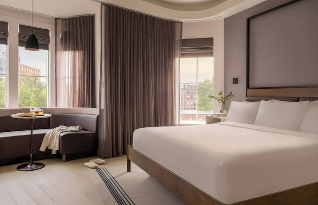 907 Main Hotel Central Square, Sonder by Marriott Bonvoy - Photo 1