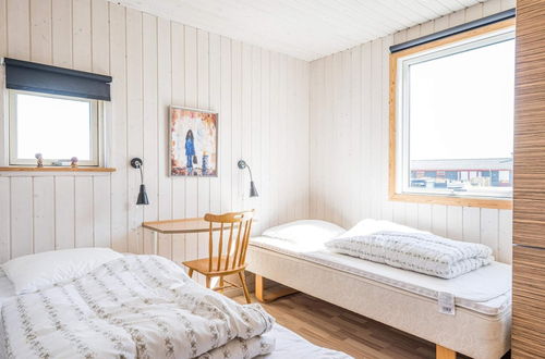 Photo 4 - 6 Person Holiday Home in Hvide Sande