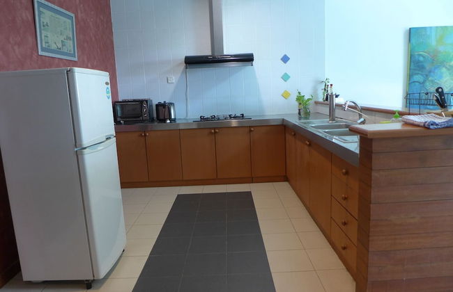 Wesberly Apartments - Photo 23