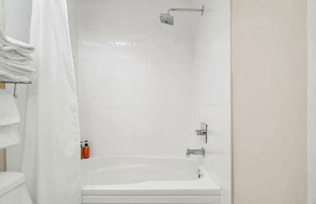 Harrison Lake Pets Welcome 3BR Suite - Foto 34