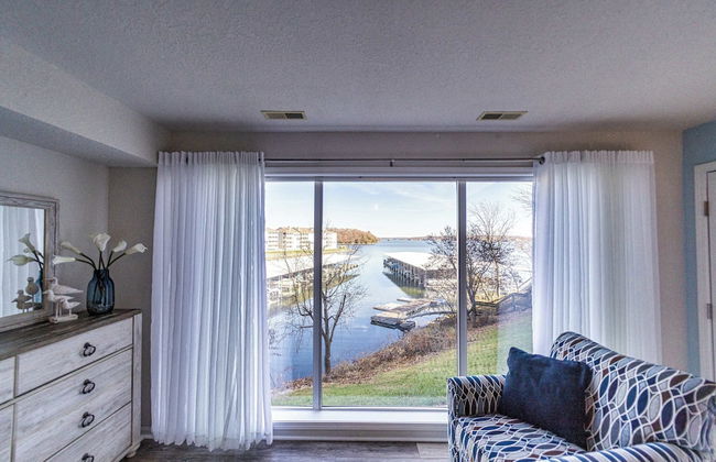 Lazy L at the Lake Chic 3 BDR Condo w/ Boat Slip - Foto 29