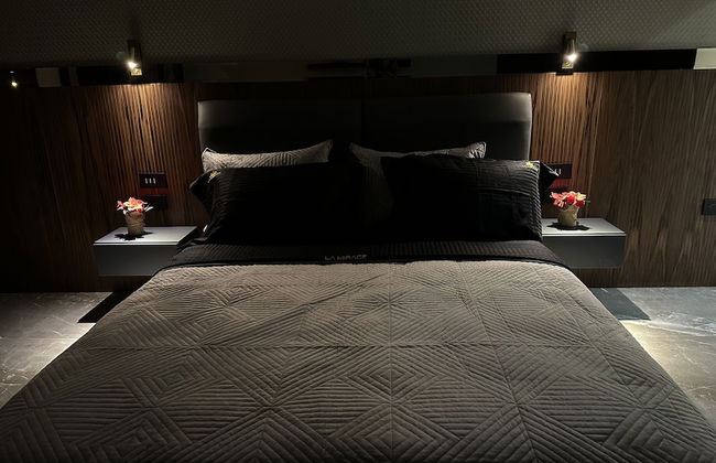 La Mirage Suites & Apartments - Foto 1