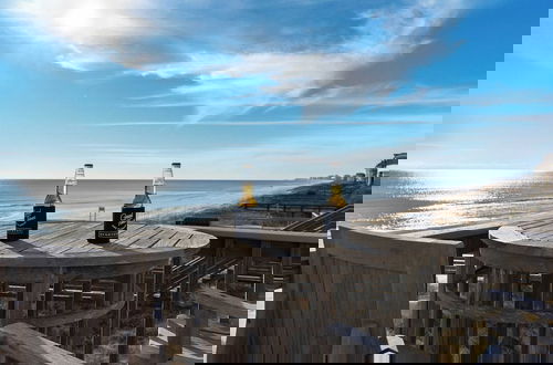 Foto 66 - Destiny on the Sand by Avantstay Direct Beach Access! Bbq on Large Ocean Facing Patio
