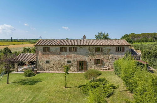 Foto 55 - Beautiful 5-bed Villa in Cortona, Private Pool