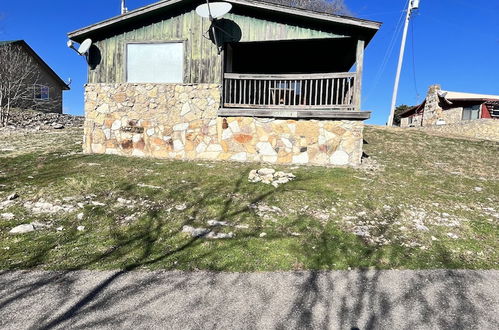 Foto 66 - Cedarvale Cabins at Turner Falls