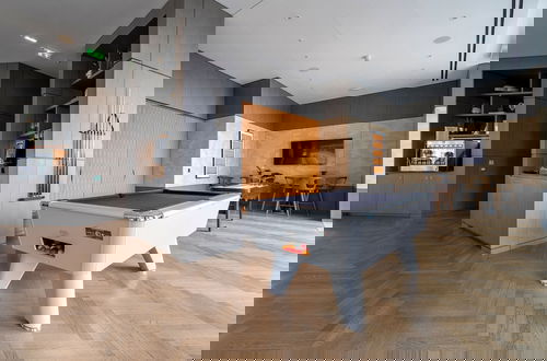 Photo 34 - Sensational Two-bedroom Apartment by the River