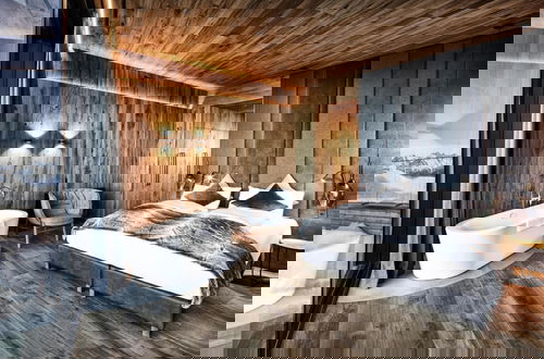 Foto 2 - Chalet in Kaltenbach by Ski Slopes & Sauna