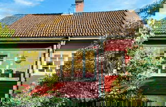 Foto 1 - 5 Person Holiday Home in Hedekas