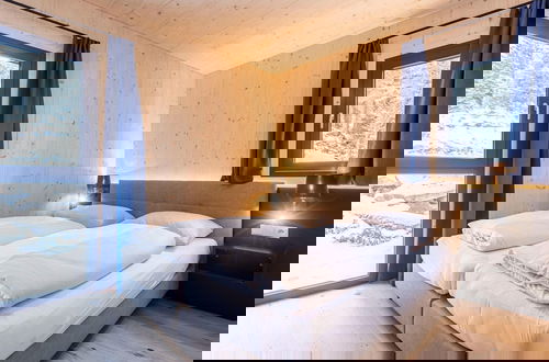 Photo 2 - Welcoming Chalet With hot tub