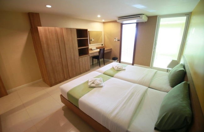 Pintree Service Apartment Pattaya - Photo 33