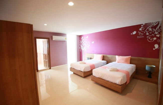Pintree Service Apartment Pattaya - Photo 11