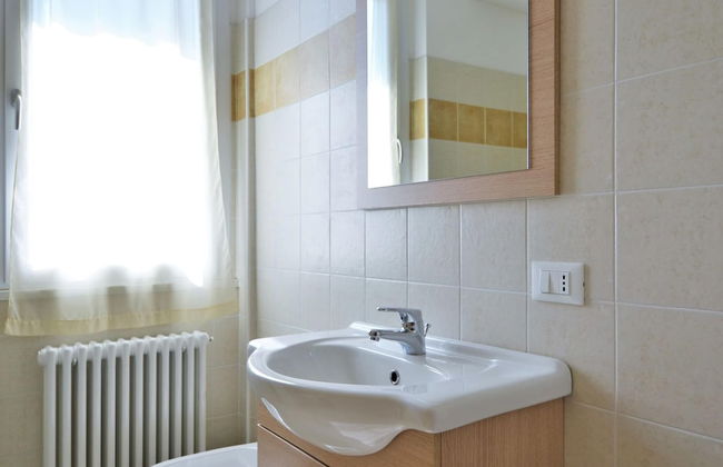 Apartment by Lake Como Near Spiaggia di Dervio - Photo 14