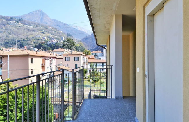 Apartment by Lake Como Near Spiaggia di Dervio - Photo 20
