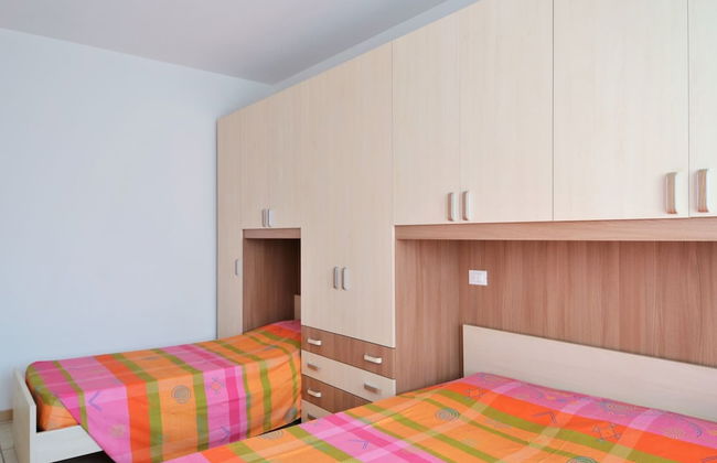 Apartment by Lake Como Near Spiaggia di Dervio - Photo 6