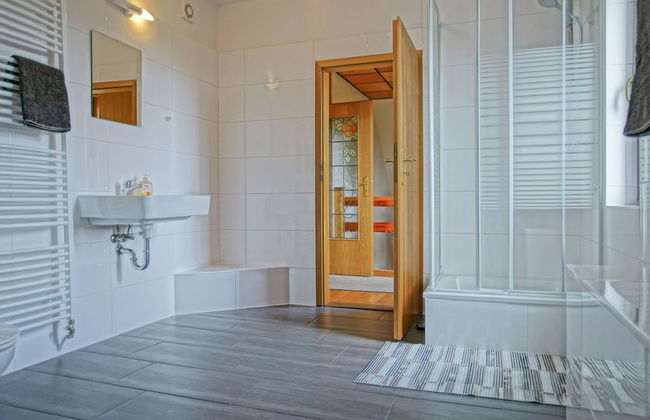 Ground-floor Apartment With Terrace and Large Garden With Lounge Area and Grill - Foto 47