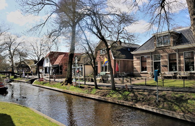 Lodge in Giethoorn With Breakfast - Foto 49