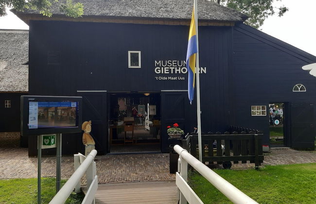Lodge in Giethoorn With Breakfast - Foto 32