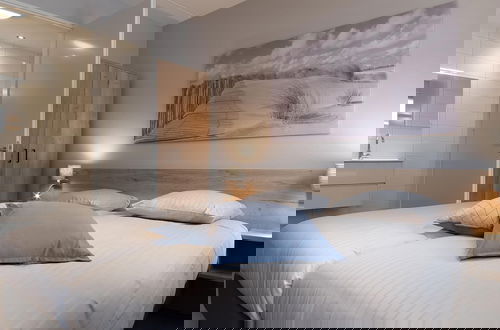 Foto 3 - Design Apartment in Zeeland With its own Wellness