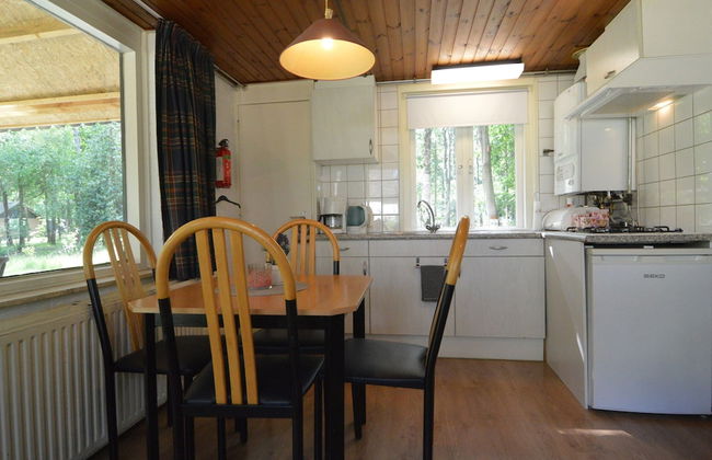 Completely Detached Bungalow in a Nature-filled Park by a Large fen - Foto 15