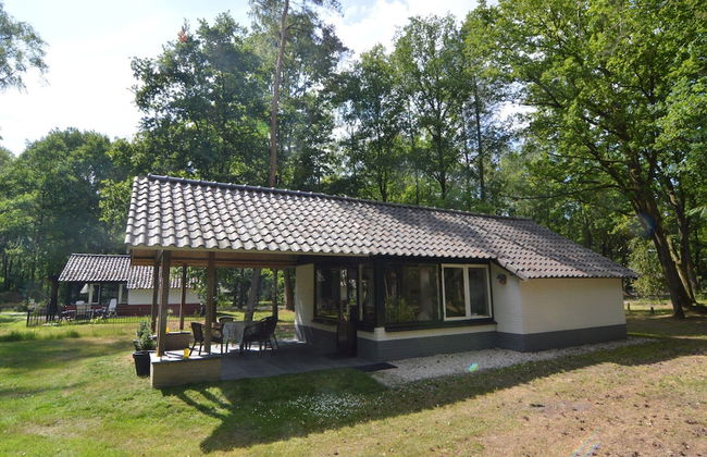 Completely Detached Bungalow in a Nature-filled Park by a Large fen - Foto 69