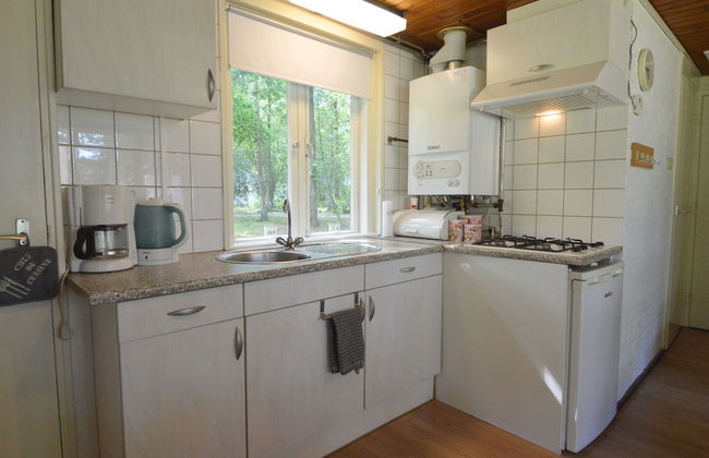 Completely Detached Bungalow in a Nature-filled Park by a Large fen - Foto 14