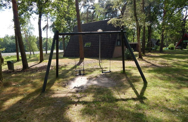 Completely Detached Bungalow in a Nature-filled Park by a Large fen - Foto 44