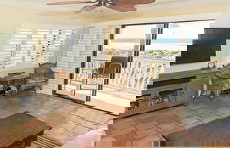 Foto 1 - Oceanfront Serenity at Stylish Sea Haven 212