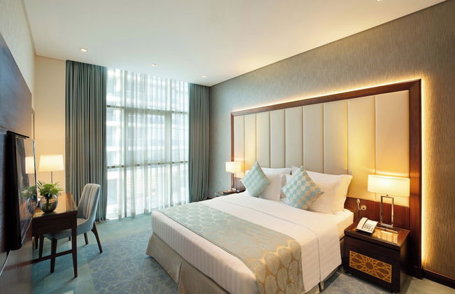 Royal Continental Suites - Foto 11